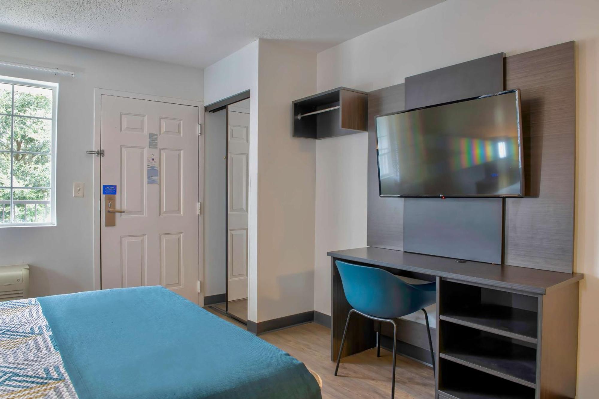 Hotel 6-pascagoula, Ms