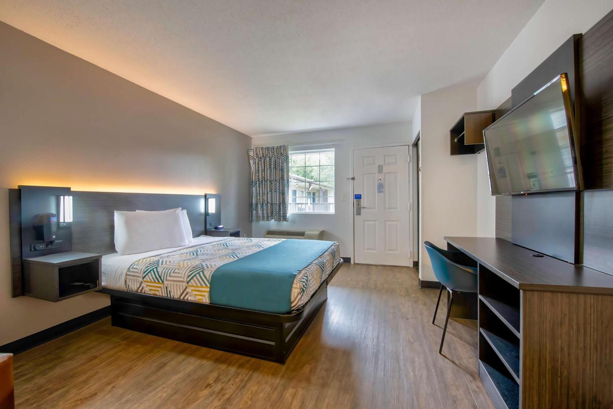 6-pascagoula, Ms Hotel 2*